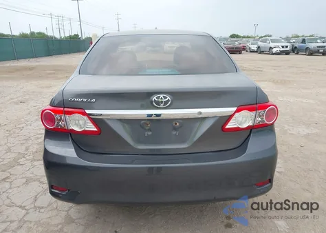 2013 Toyota Corolla L z USA, uszkodzony, nr VIN 5YFBU4EE4DP092394